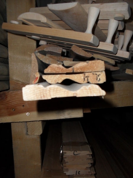 Плинтус из сосны