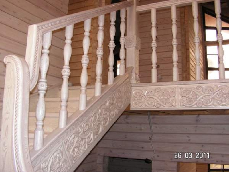 Лестница из ясеня