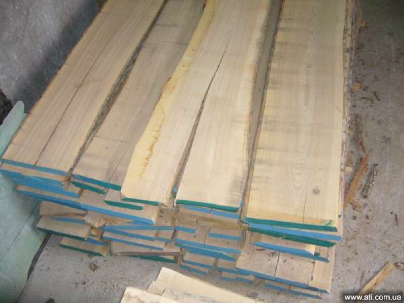 Доска обрезная столярная ясень