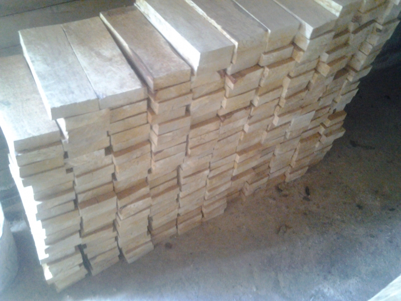 Производятся под паркетный заказ