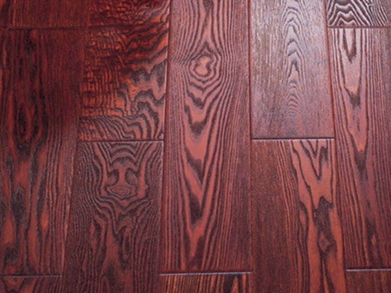 Ясень под маслом вишня