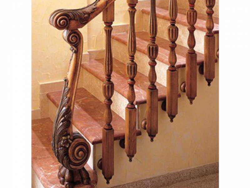 Фрезерованные элементы лестницы из ясеня