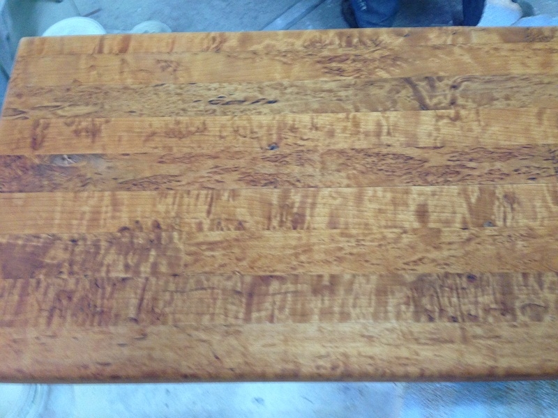 Столешница под тонировочным составом без лака