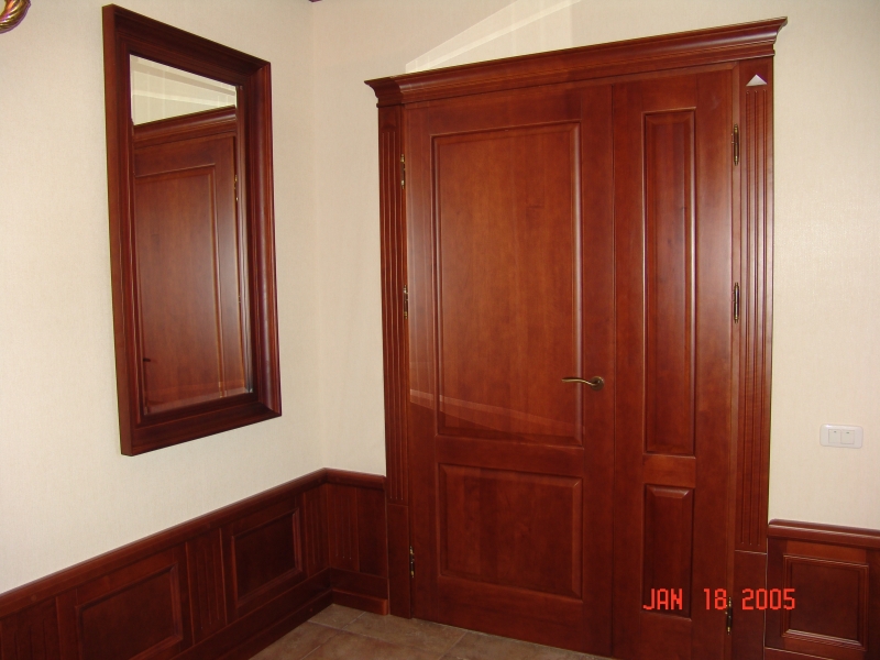 Двери массив ольха