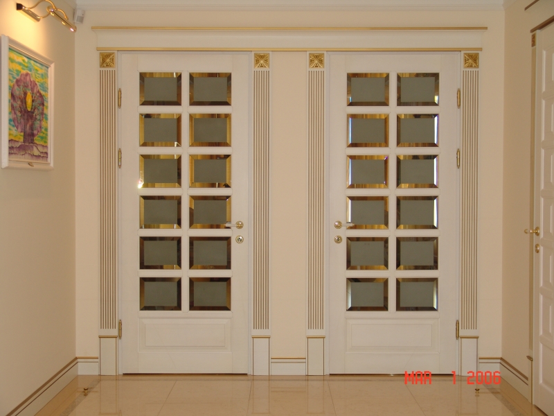 Двери массив ольха