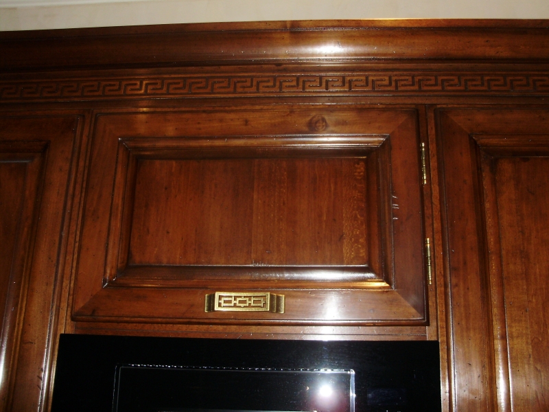 Фасады массив цвет темный орех