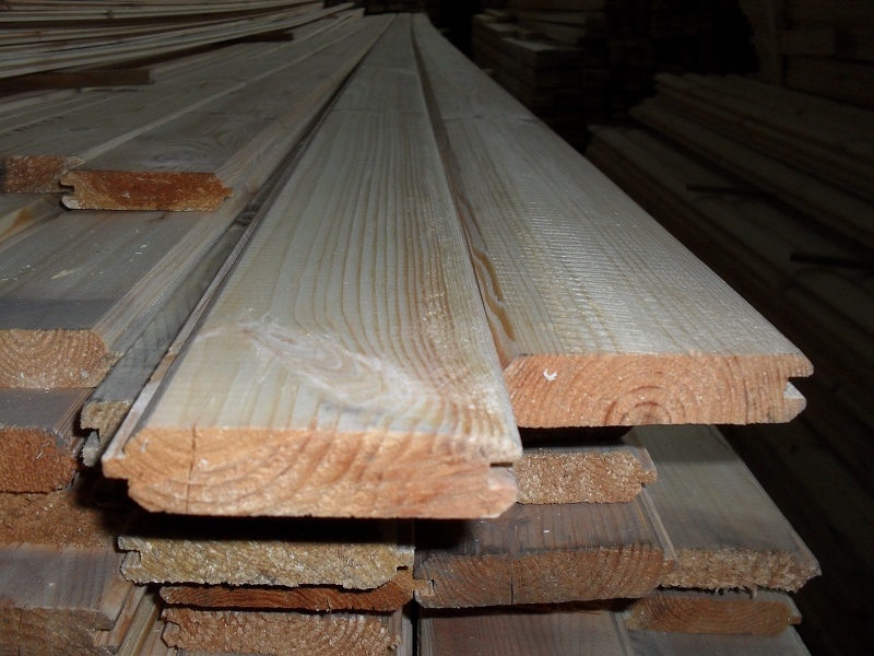 Потолочная рейка